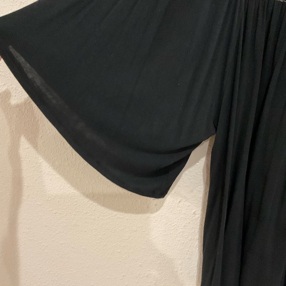 Forever 21 Flowy Blouse Square Sequin Neckline Flutter Sleeves Black Women’s Med - Picture 3 of 11